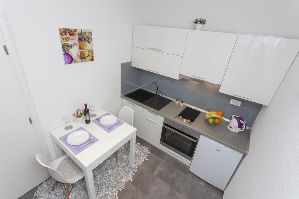 Apartmani Marina Makarska Zewnętrze zdjęcie