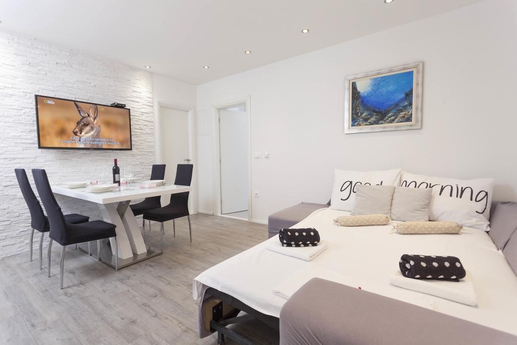 Apartmani Marina Makarska Zewnętrze zdjęcie